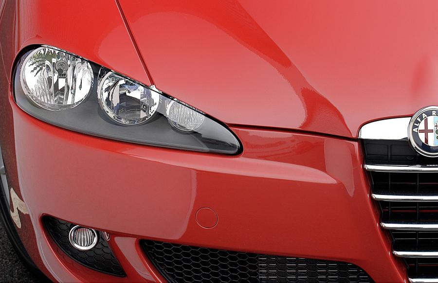 Детали экстерьера Alfa Romeo 147 5-Door (937B) 2005 года  (UK) (фото 5 из 9)